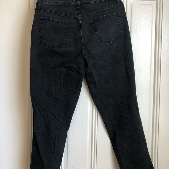 High waisted distressed black jeans - Picture 2 of 3